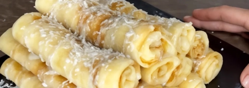 Апетитний десерт на основі млинців