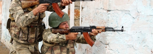 Азербайджанськие военные во время учений, фото иллюстративное