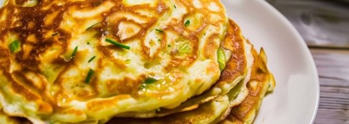 Эти оладьи получаются очень ароматными и вкусными (изображение создано с помощью ИИ)