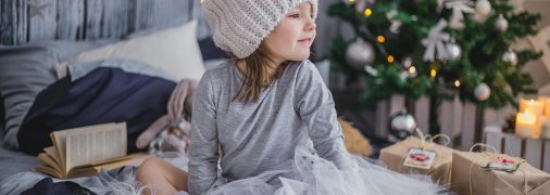 Новорічна ялинка, дитина