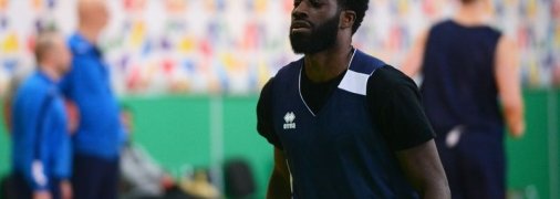 Экс-игрок сборной Украины вернулся в Китай