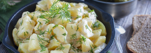 Нежнейшая тушеная молодая картошка