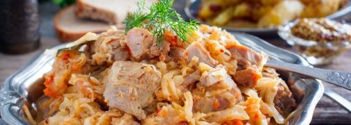 Бигос из молодой капусты и курицы