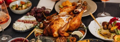 Такая курица станет украшением любого стола