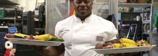 Шеф-повар Андре Раш: Что известно о главном человеке на кухне президента США?