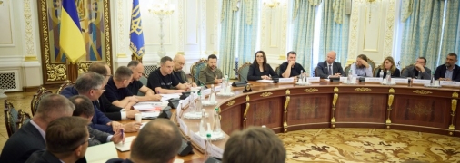 Зеленський обіцяв, Татаров мовчки записував: подробиці закритої зустрічі з бізнесом в Офісі президента