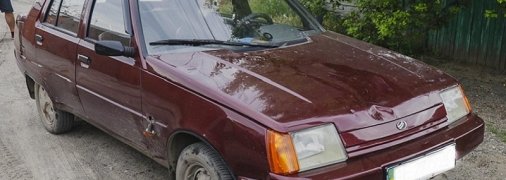 Трижды переехал и скрылся: в Днепре водитель "Славуты" наехал на женщину (фото)