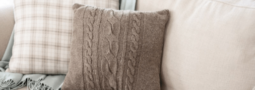 Подушки из старых свитеров для уютного интерьера: мастер-класс с фото