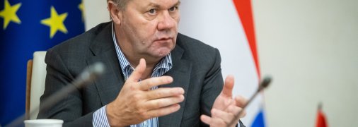 "Отношений с Лукойлом у нас нет" — гендиректор сети заправок Amic об аресте имущества, конфликте с БЭБ и ценах на бензин