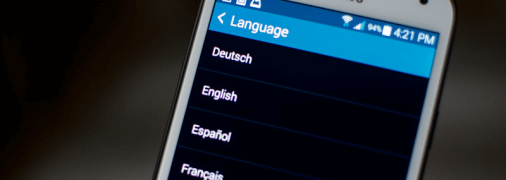 Принцип зміни мови залежить від моделі телефону