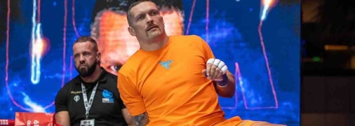 Александр Усик