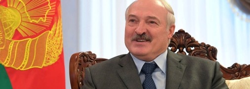 лукашенко все еще балансирует на грани, отказываясь полноценно вступать в войну против Украины