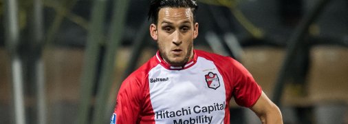 Герсом Клок у футболці "Еммена"