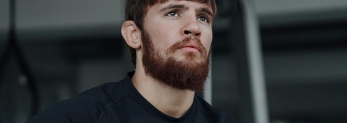 Потеря проиграл техническим нокаутом