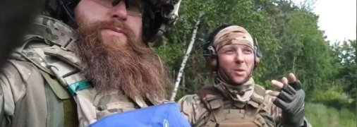 Олексій Льовкін (ліворуч)