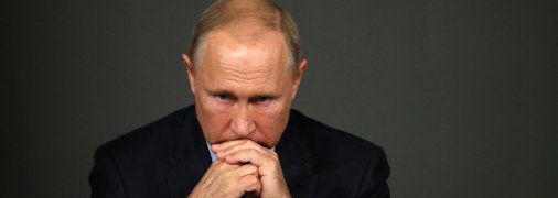 Путін побоявся їхати та відправив "бюрократичний пил"