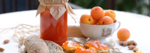 Как сохранить красивый цвет варенья: 5 простых советов