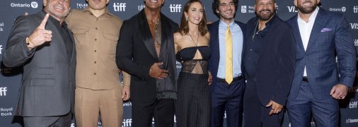 Александр Усик и Дуэйн Джонсон