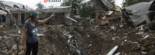 Российский снаряд попал во двор частного жилого дома