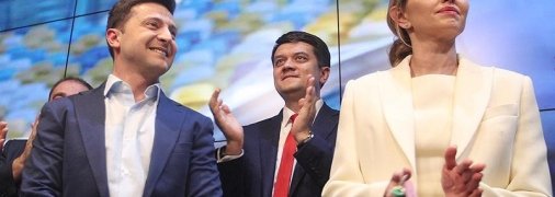 Пока не оппонент, но конкурент в будущем: почему Разумков уходит от Зеленского и станет ли он президентом