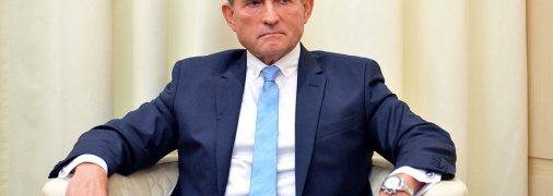 Власть давит на оппозицию, чтобы убрать Медведчука с политического поля, но он продолжает борьбу