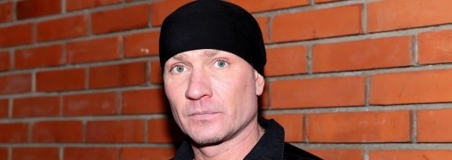 Больше не будет обнимать жену пескова: фанату путина отрезали руки