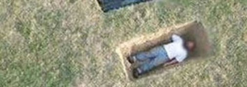 На Google-картах заметили разрытые могилы с людьми внутри: подробности и фото