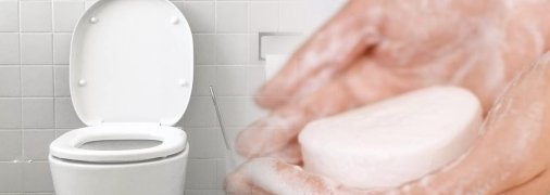 Простой прием эффективно нейтрализует запахи в туалете