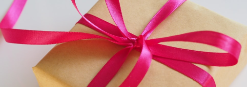 Подарок на День учителя: нестандартные идеи, что подарить учителю на праздник