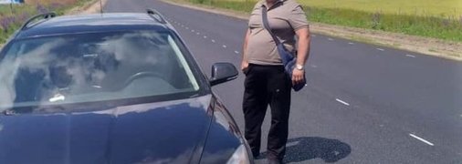 На Херсонщине полицейский пытался скрыться и устроил стрельбу по людям (фото)