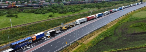 Грузовики не пускали со стороны Украины в Польшу