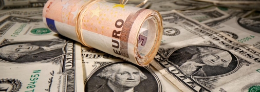 Доллары и евро