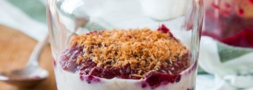 Завтрак из овсянки с джемом