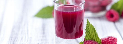 Ах, какою сладкой малина была: готовим малиновый ликер, вино и наливку