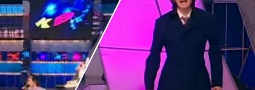 Олександр Гудков зі сцени КВК співає пісню про тоталітаризм