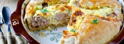 Необычный пирог с кабачками и фрикадельками