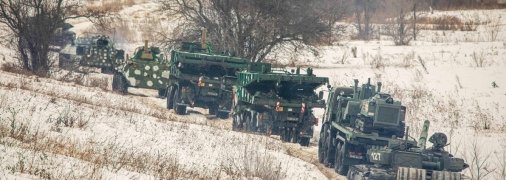 В РФ говорят об отводе войск, но создают новый лагерь