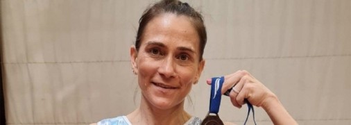 Не смотрите ей в паспорт! 47-летняя гимнастка выиграла медаль Кубка мира