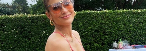 Дженіфер Лопес у купальнику