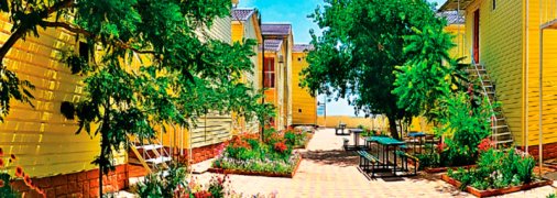 Від ліжко-місця до вілли: скільки коштує відпочити в Одесі і Карпатах на травневі