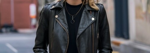 Кожаная куртка требует специального ухода (изображение создано с помощью ИИ)