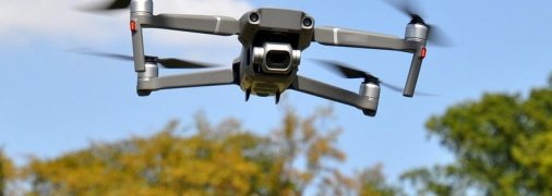 Майбутнє вже настало: метеорологи ОАЕ керують погодою завдяки дронам