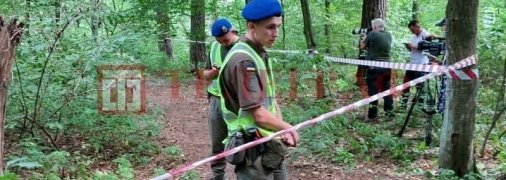 Святошинский парк Киева оцепили правоохранители: эксклюзивный фоторепортаж с места гибели белорусского оппозиционера