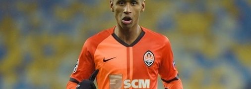 "Милан" ведёт переговоры с вингером "Шахтёра"