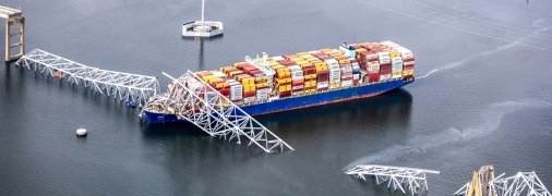 Міст після зіткнення