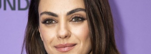 Ці актори попри життя в іншій країні не забувають про Батьківщину (зображення створено за допомогою ШІ)