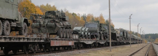 В Беларусь  завозят войска, технику, боеприпасы