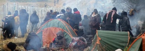 Мигранты на границе Беларуси и Польши