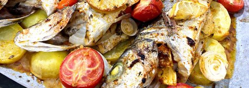 Запеченный в духовке сибас можно приготовить к обеду или ужину