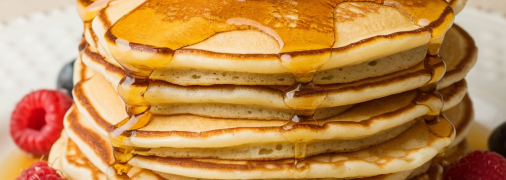 Панкейки стануть чудовим варіантом сніданку (зображення створено за допомогою ШІ)